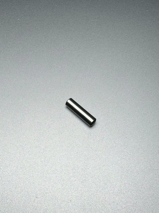 RC10 Middle Idler Shaft